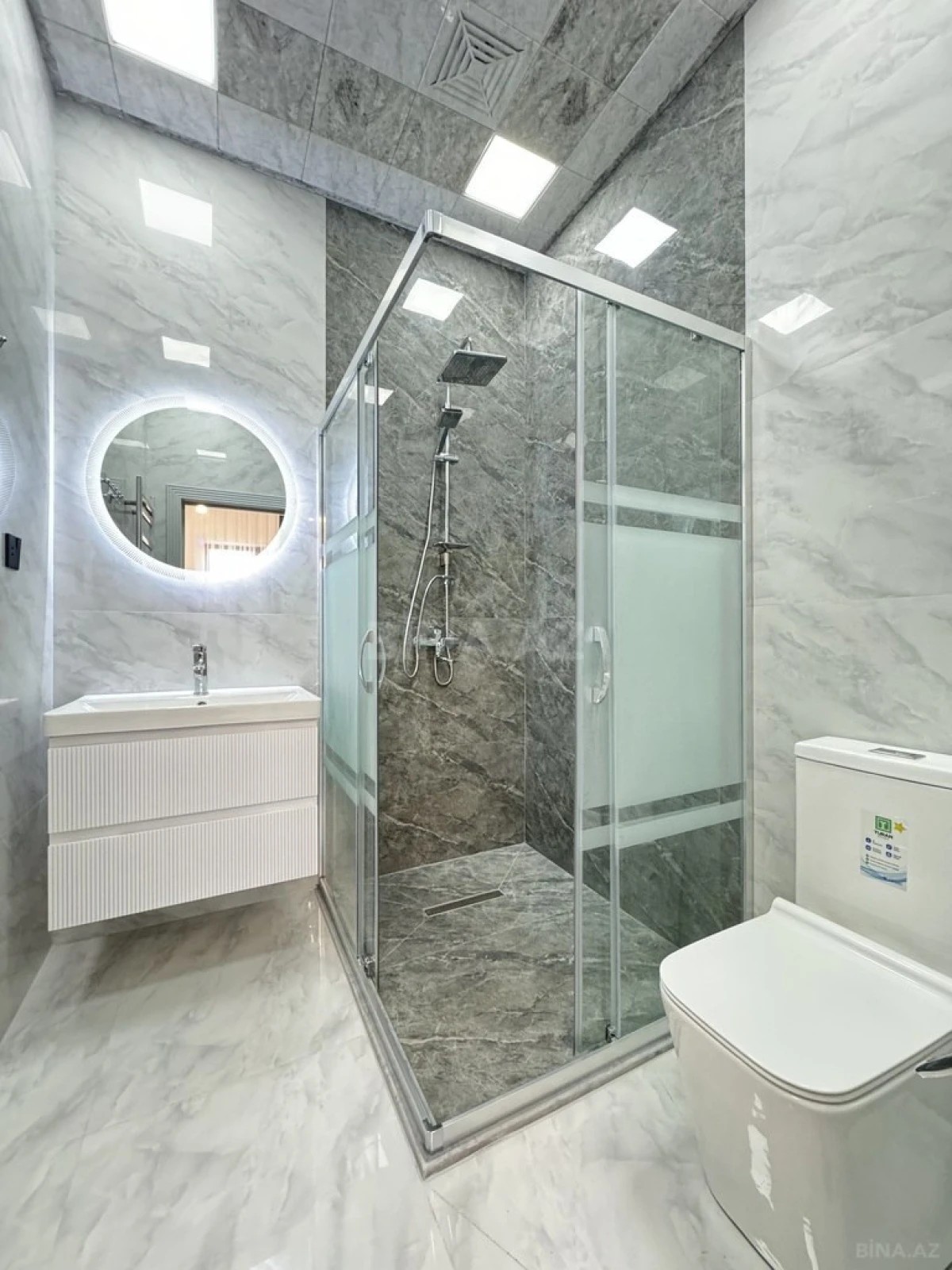 Satılır 4 otaqlı həyət evi 160 m²