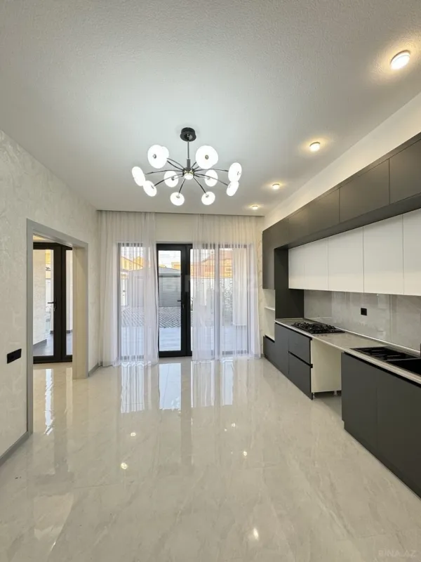 Satılır 4 otaqlı həyət evi 160 m²