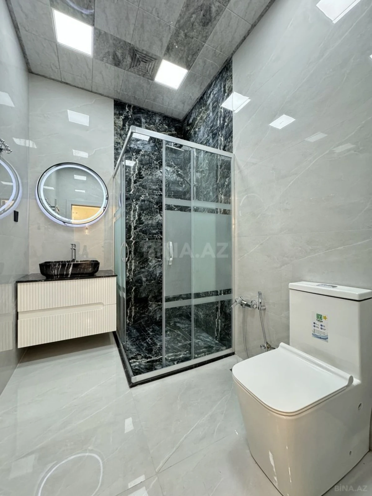 Satılır 4 otaqlı həyət evi 160 m²