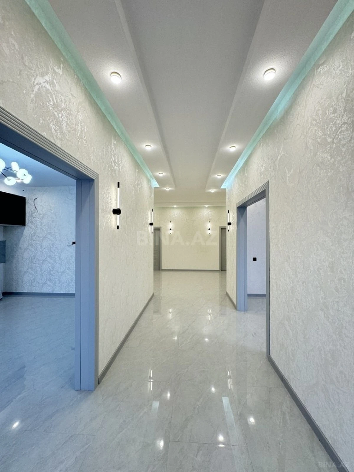 Satılır 4 otaqlı həyət evi 160 m²