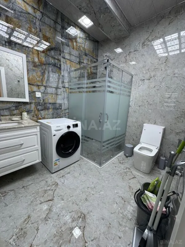 Kirayə verilir 3 otaqlı mənzil 130 m²