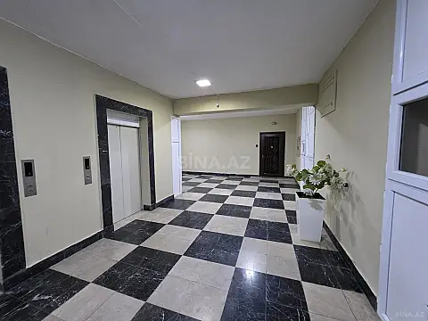 Kirayə verilir 5 otaqlı mənzil 263 m²