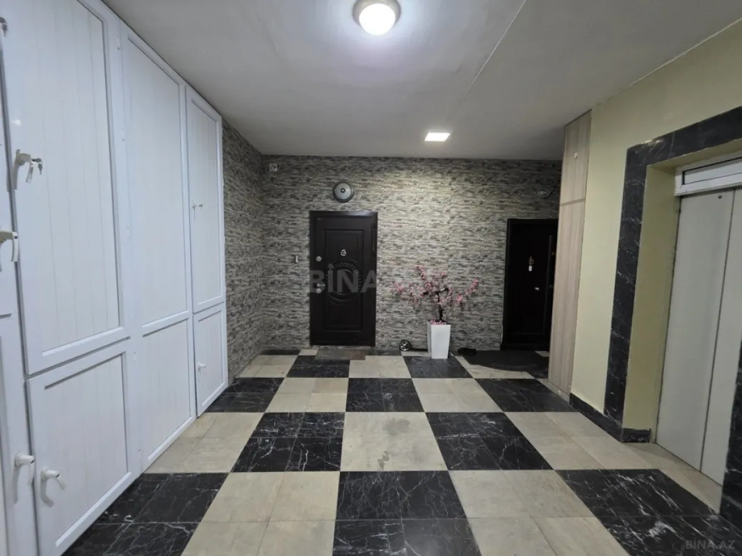 Kirayə verilir 5 otaqlı mənzil 263 m²