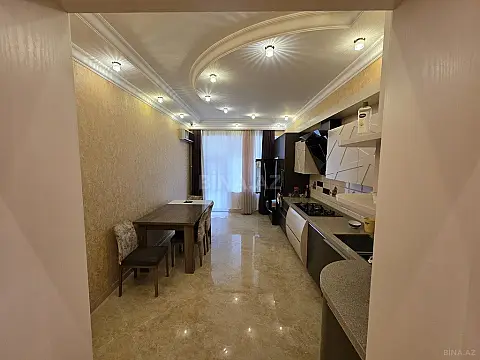 Kirayə verilir 5 otaqlı mənzil 263 m²