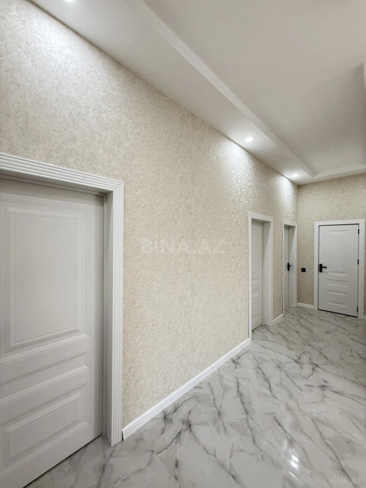 Satılır 4 otaqlı həyət evi 130 m²