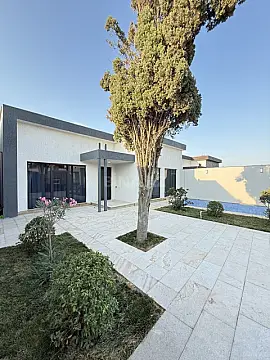 Satılır 4 otaqlı həyət evi 130 m²