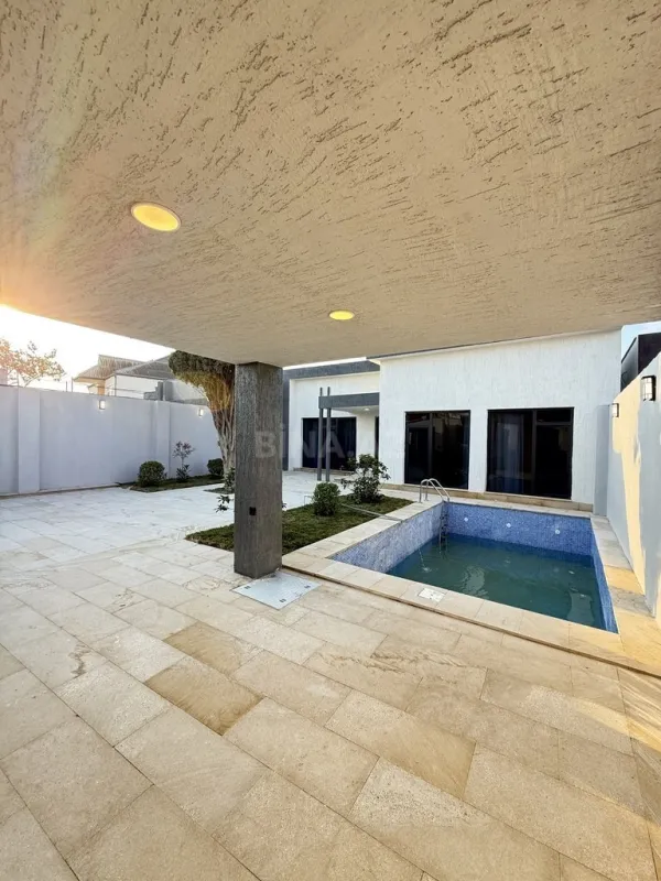 Satılır 4 otaqlı həyət evi 130 m²