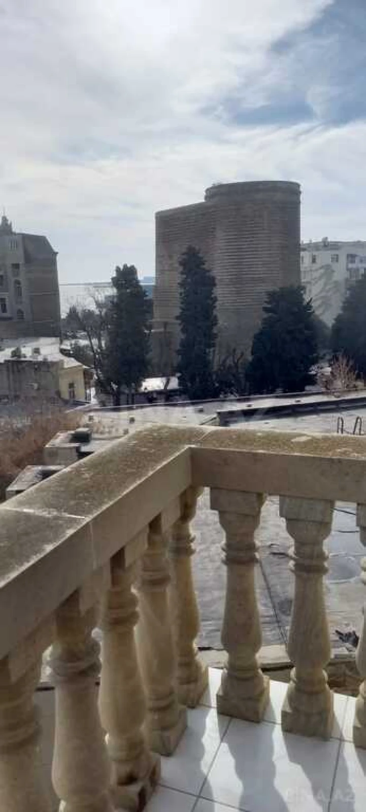 Kirayə verilir 4 otaqlı ofis 125 m²