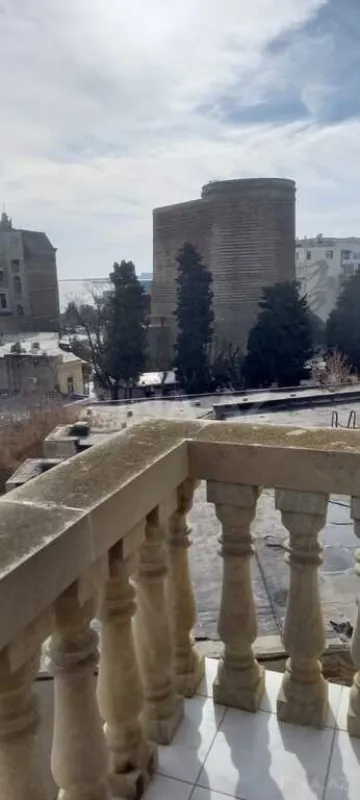 Kirayə verilir 4 otaqlı ofis 125 m²