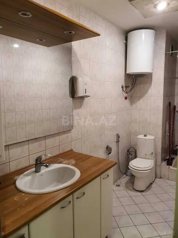 Kirayə verilir 4 otaqlı ofis 125 m²