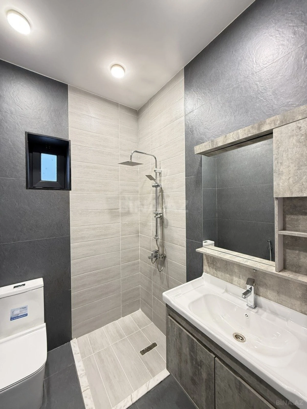 Satılır 4 otaqlı həyət evi 130 m²