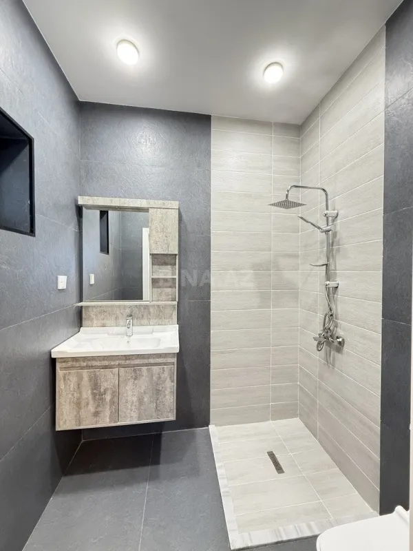 Satılır 4 otaqlı həyət evi 130 m²