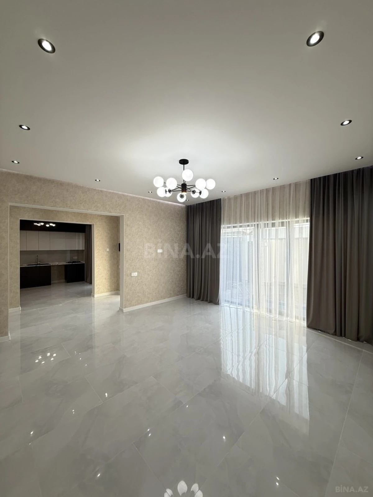 Satılır 4 otaqlı həyət evi 130 m²