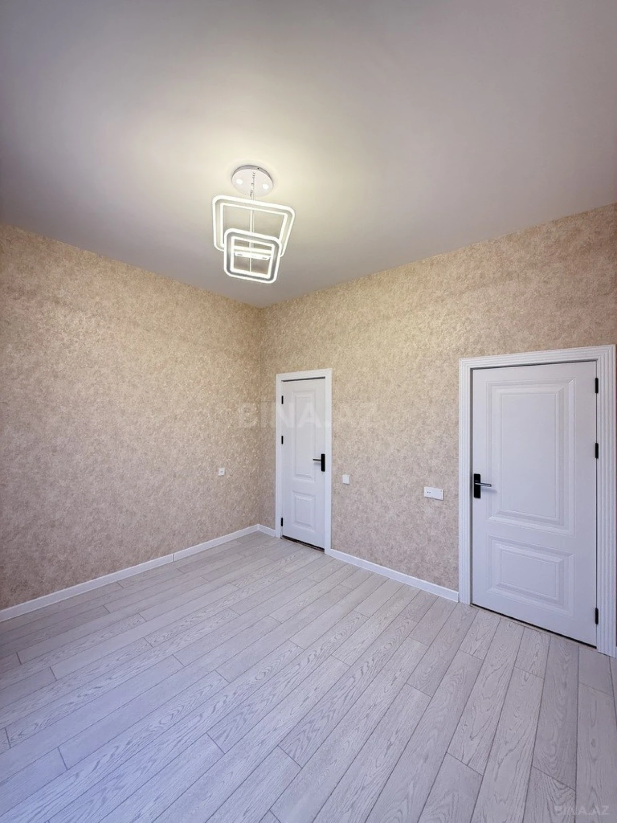 Satılır 4 otaqlı həyət evi 130 m²