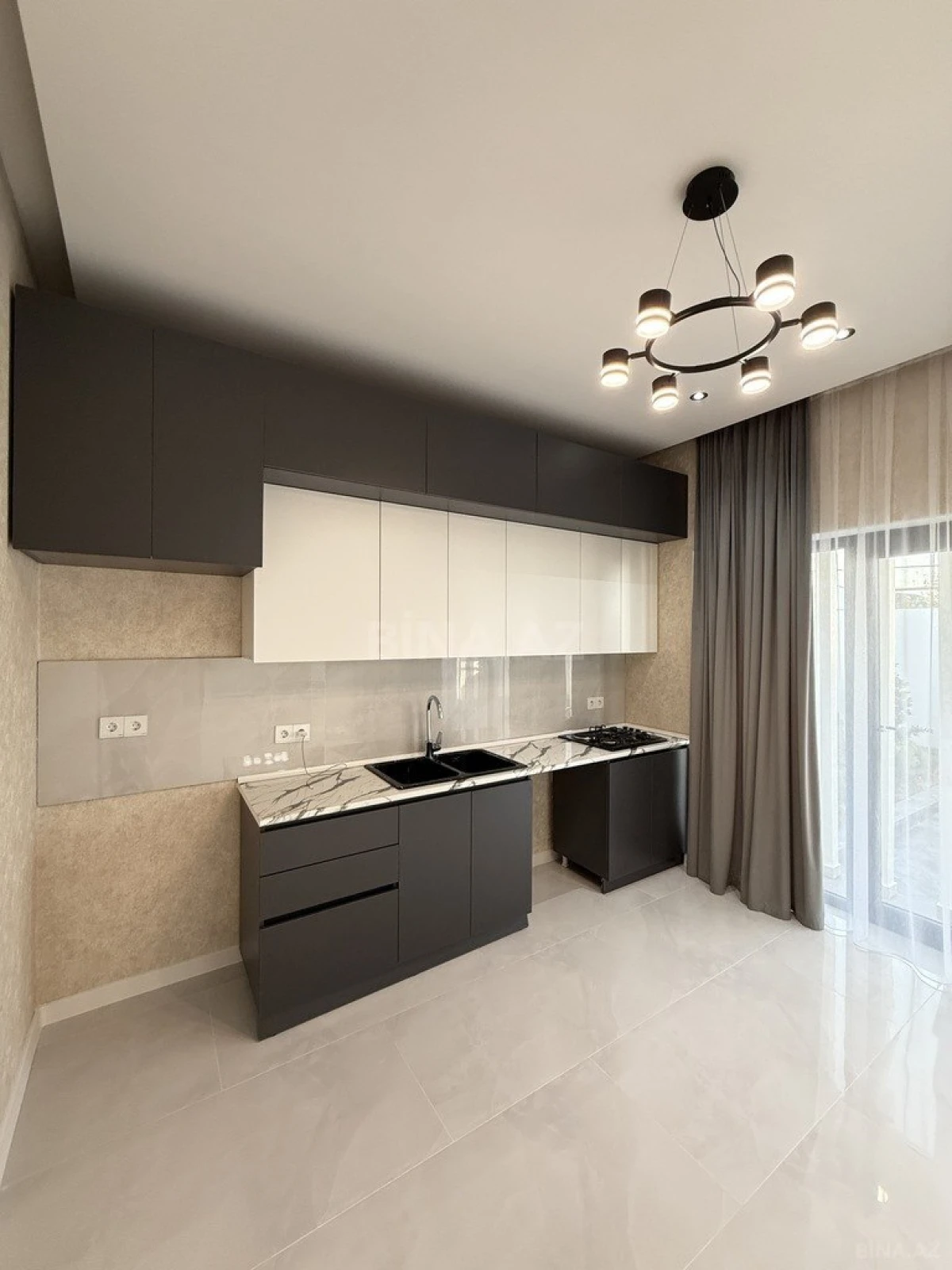 Satılır 4 otaqlı həyət evi 130 m²