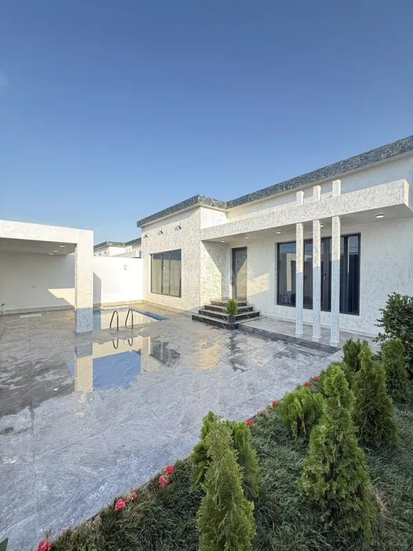 Satılır 4 otaqlı həyət evi 130 m²