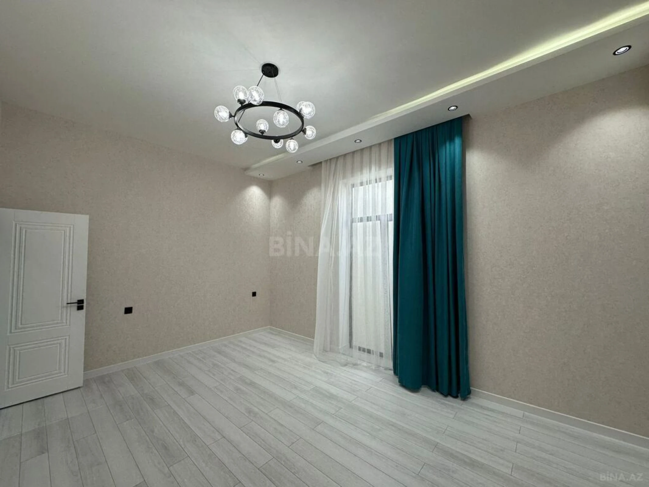 Satılır 4 otaqlı həyət evi 140 m²