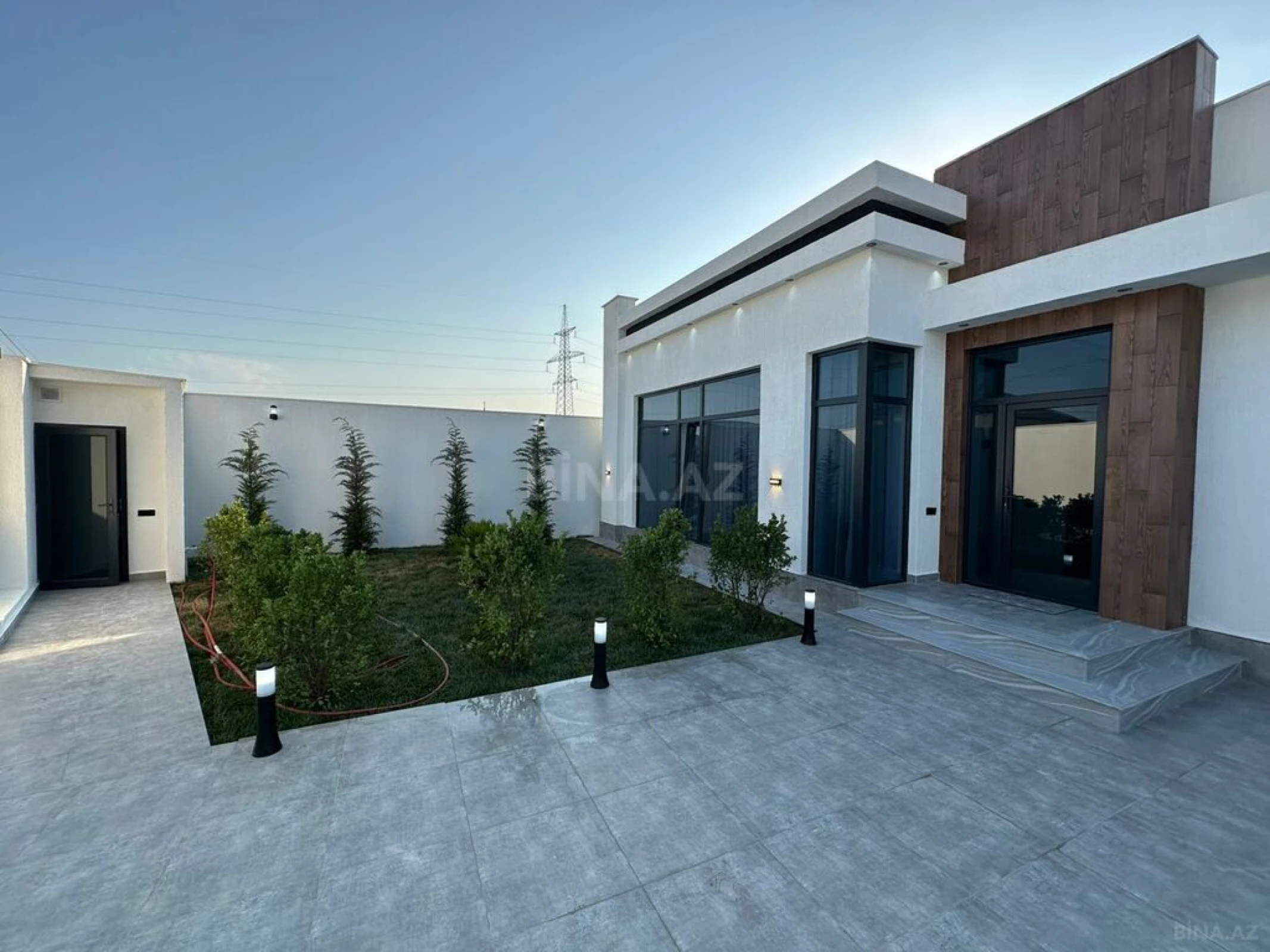 Satılır 4 otaqlı həyət evi 140 m²