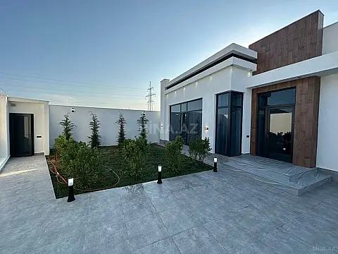 Satılır 4 otaqlı həyət evi 140 m²