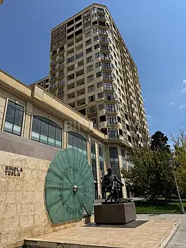 Kirayə verilir 3 otaqlı mənzil 132 m² — Bakı 3 otaq 132.00 m²