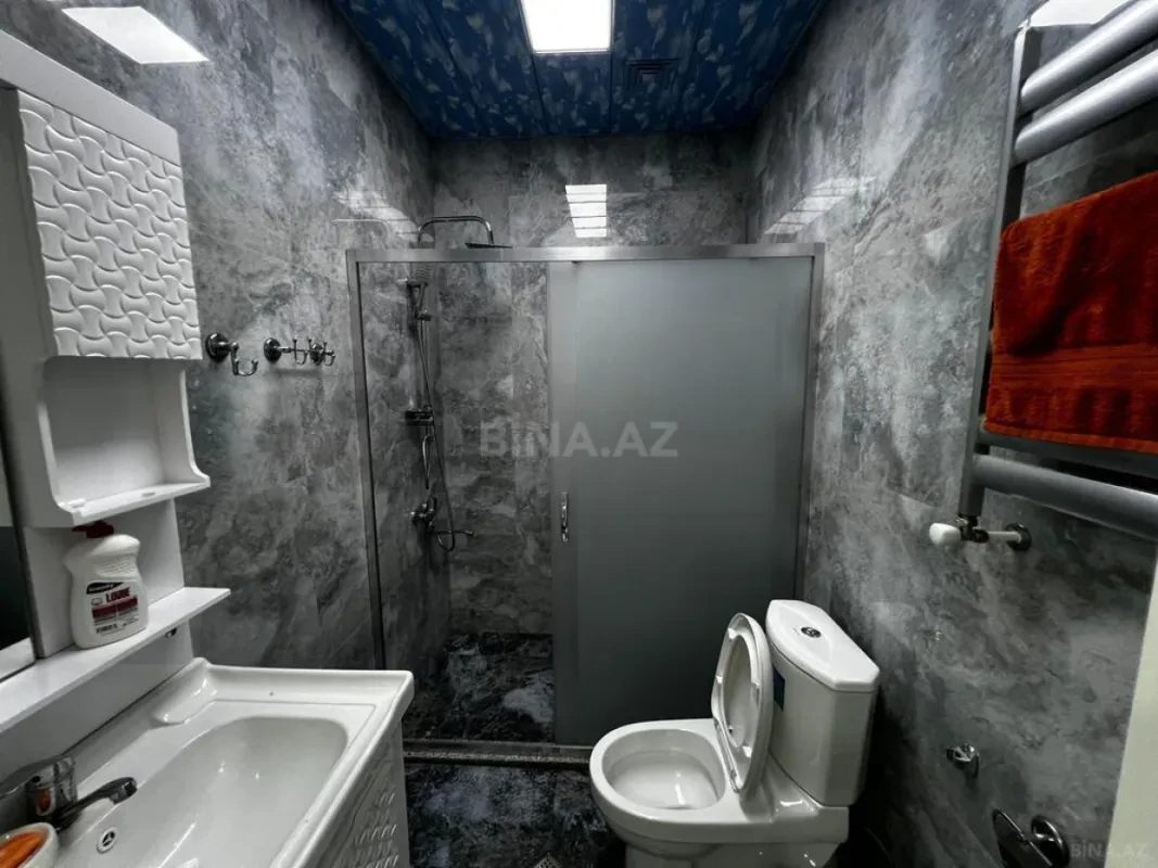Kirayə verilir 2 otaqlı mənzil 70 m²