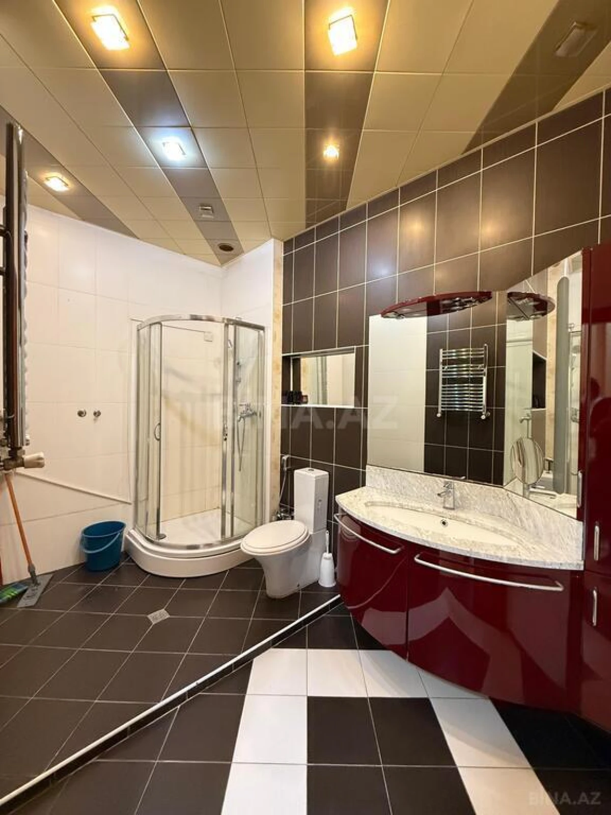 Satılır 3 otaqlı mənzil 150 m²