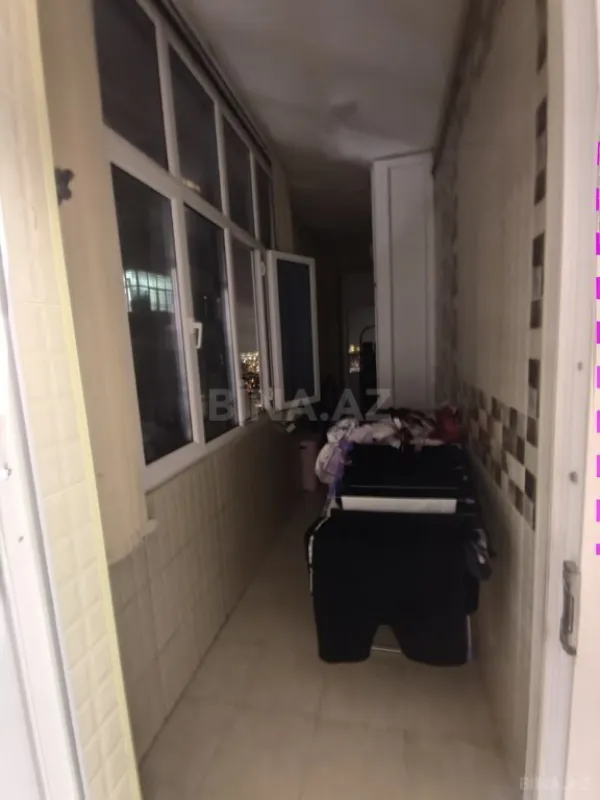 Satılır 3 otaqlı mənzil 135 m²