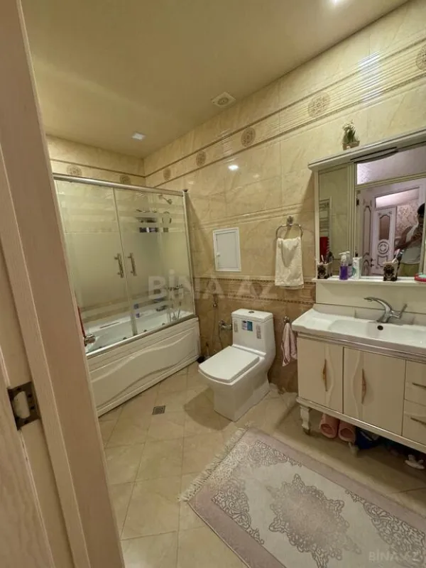 Satılır 3 otaqlı mənzil 105 m²