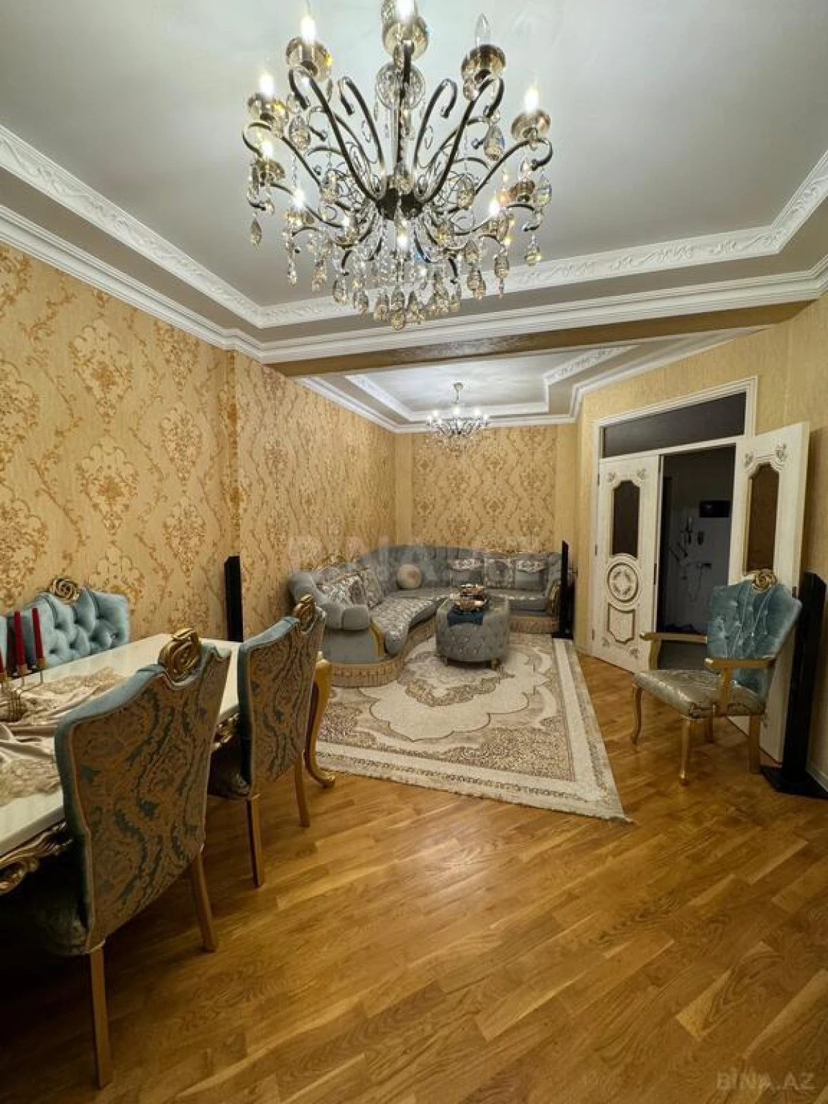 Satılır 3 otaqlı mənzil 105 m²