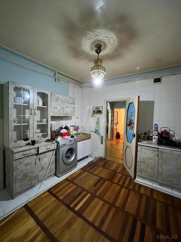Satılır 5 otaqlı mənzil 120 m²