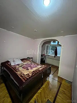 Satılır 5 otaqlı mənzil 120 m²
