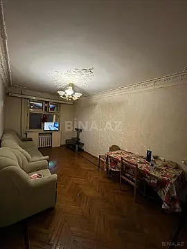 Satılır 5 otaqlı mənzil 120 m²