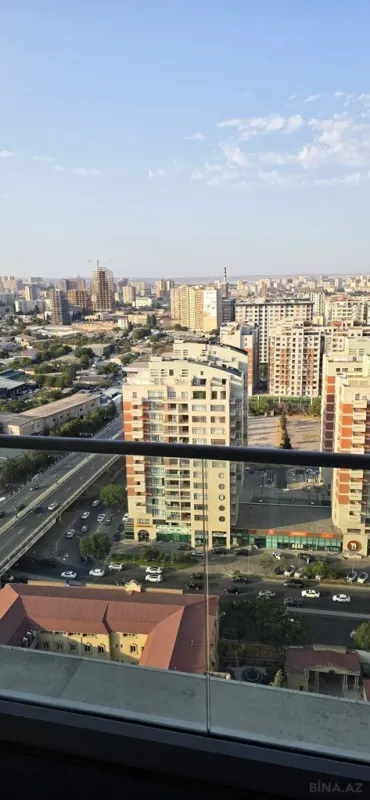 Kirayə verilir 2 otaqlı mənzil 105 m²