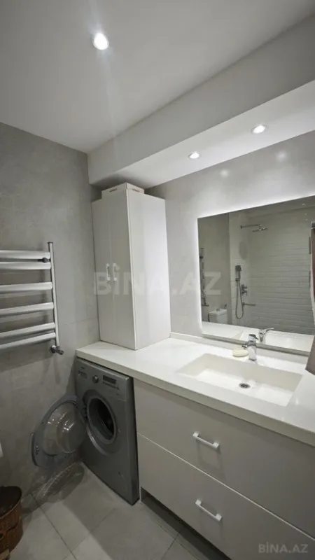 Satılır 4 otaqlı mənzil 100 m²