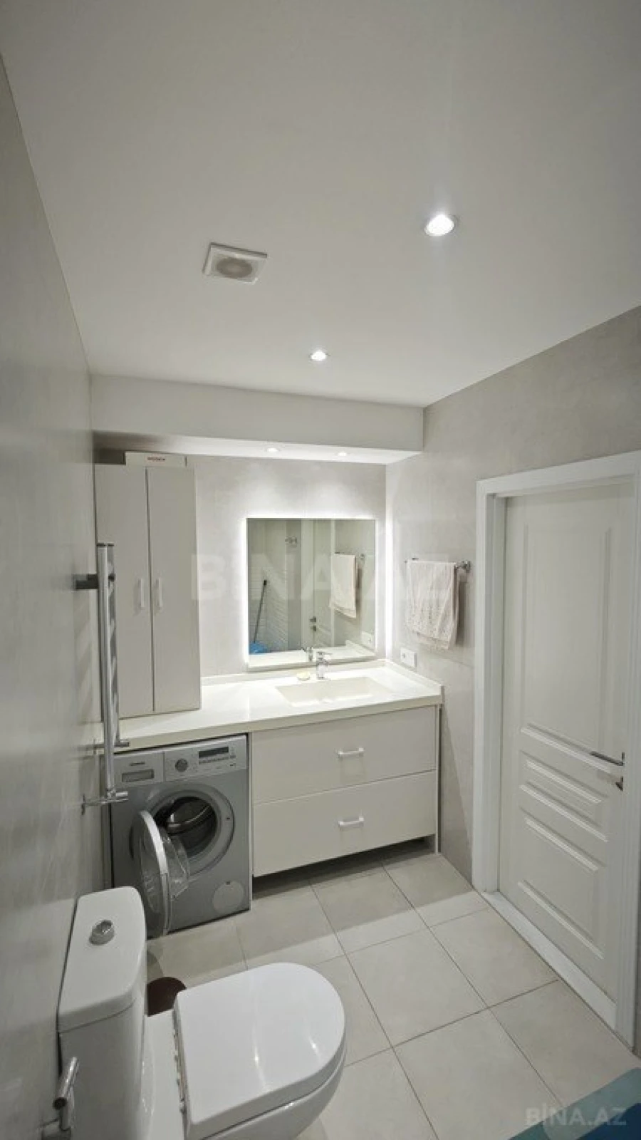 Satılır 4 otaqlı mənzil 100 m²