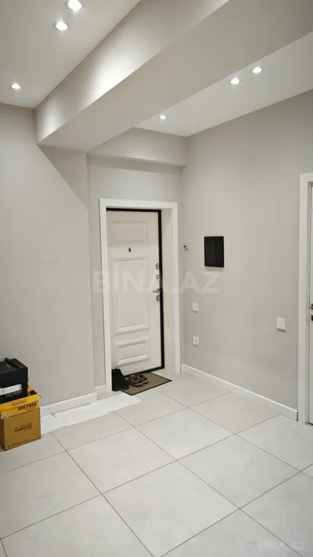 Satılır 4 otaqlı mənzil 100 m²