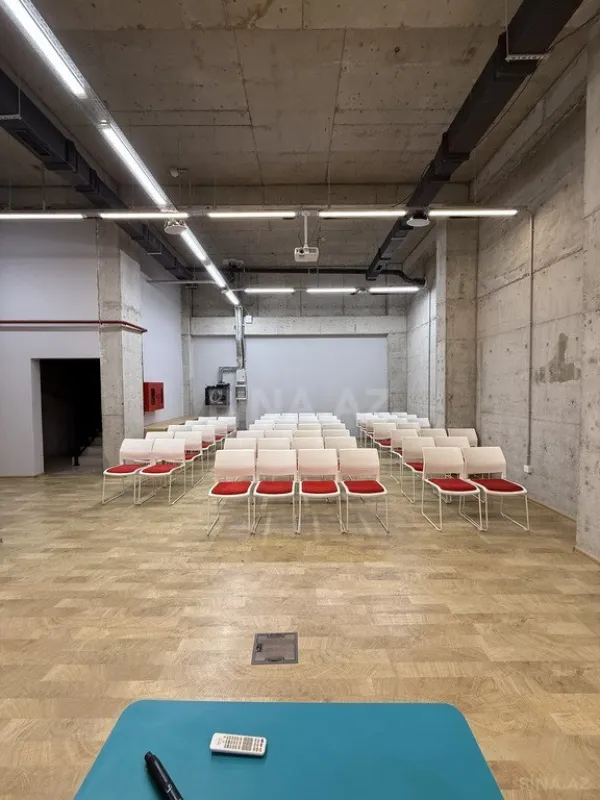 Kirayə verilir obyekt 205 m²