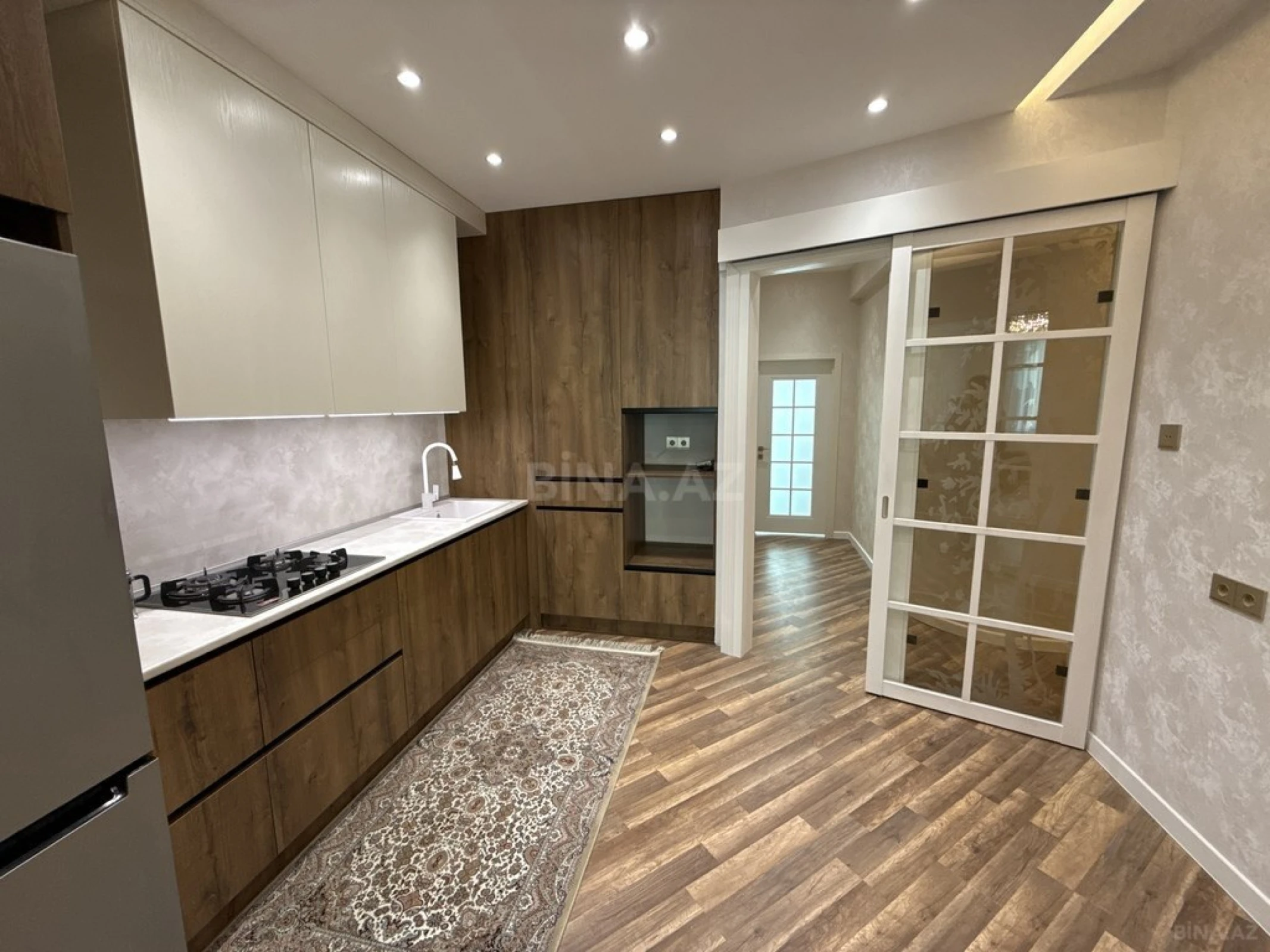 Satılır 3 otaqlı mənzil 100 m²