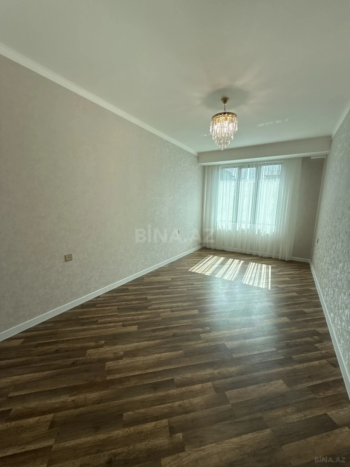 Satılır 3 otaqlı mənzil 100 m²