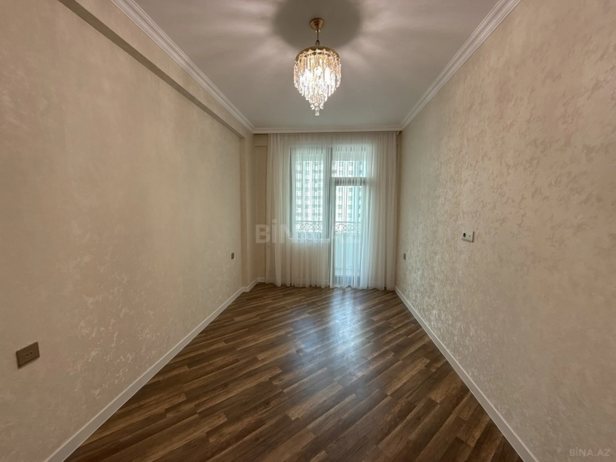 Satılır 3 otaqlı mənzil 100 m²