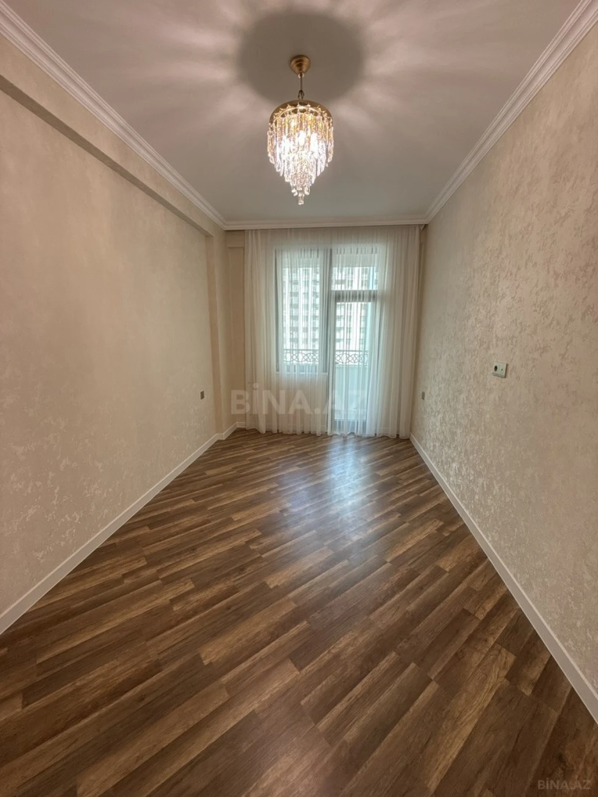 Satılır 3 otaqlı mənzil 100 m²