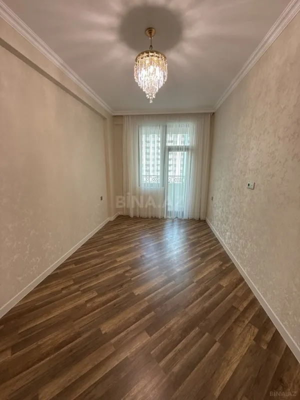 Satılır 3 otaqlı mənzil 100 m²