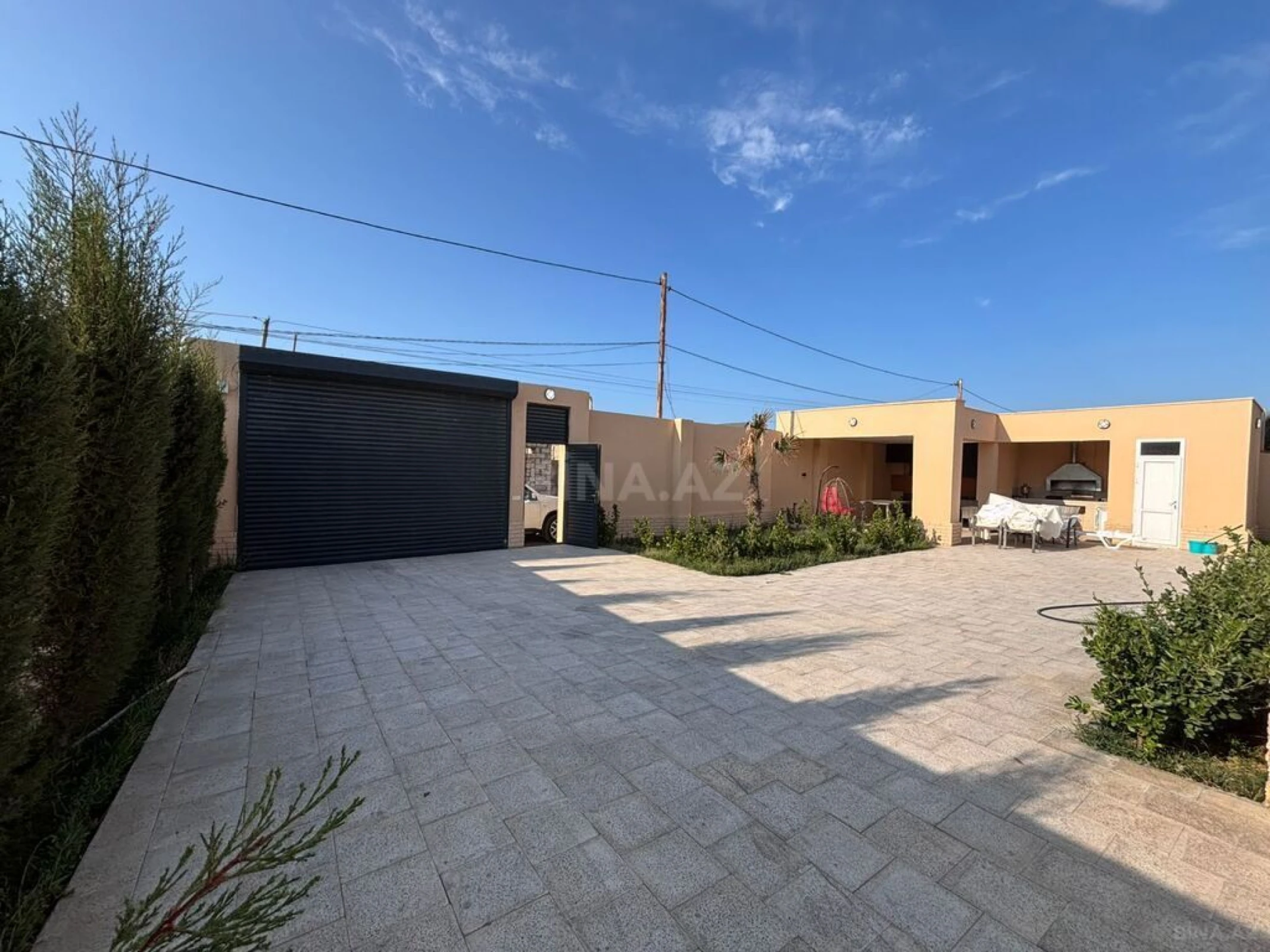 Satılır 5 otaqlı həyət evi 200 m²