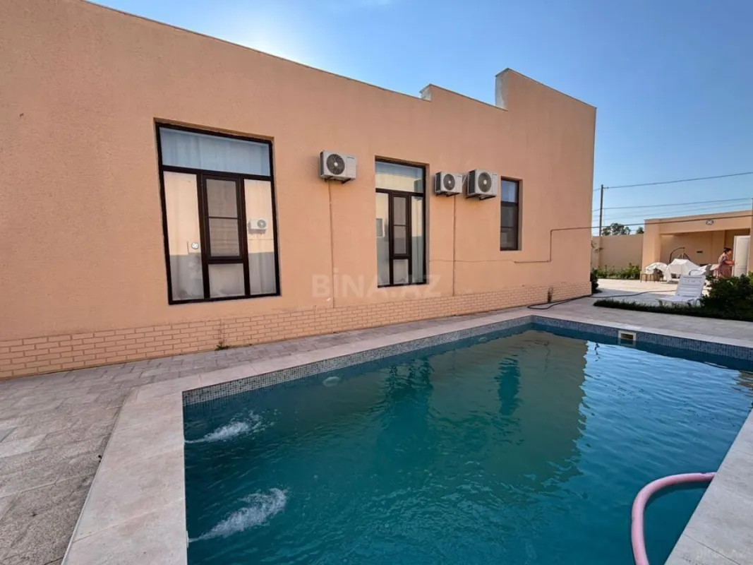 Satılır 5 otaqlı həyət evi 200 m²