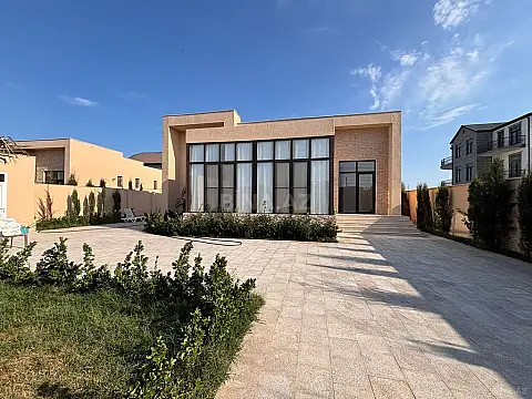 Satılır 5 otaqlı həyət evi 200 m²