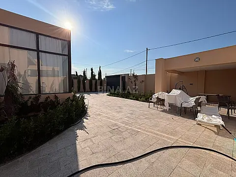 Satılır 5 otaqlı həyət evi 200 m²