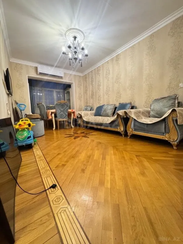 Satılır 3 otaqlı mənzil 85 m²