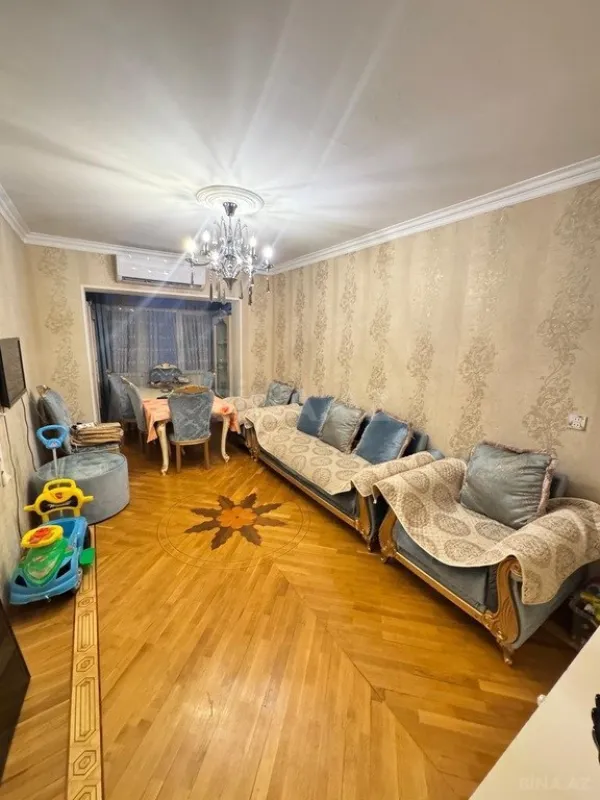 Satılır 3 otaqlı mənzil 85 m²