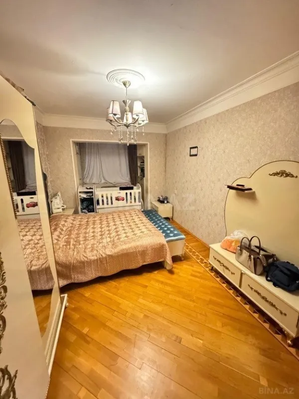 Satılır 3 otaqlı mənzil 85 m²