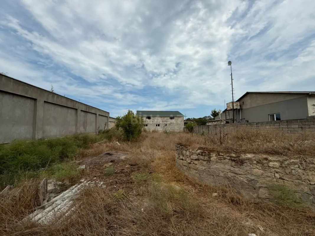 Satılır torpaq sahəsi 8 m²